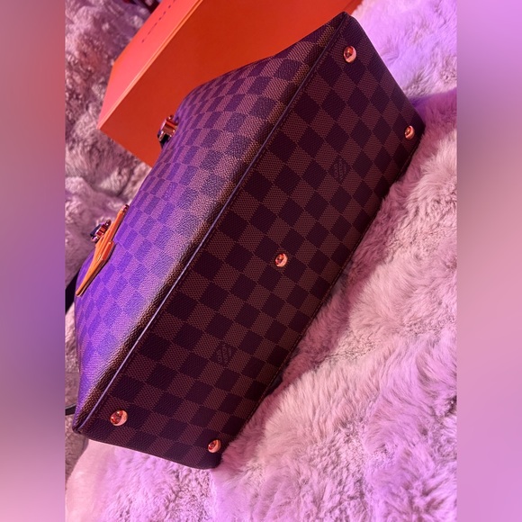 Louis Vuitton Riverside Tote - Picture 3 of 7